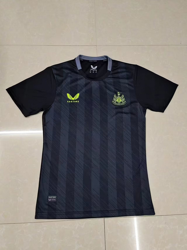 2324 Newcastle Training Wear Black